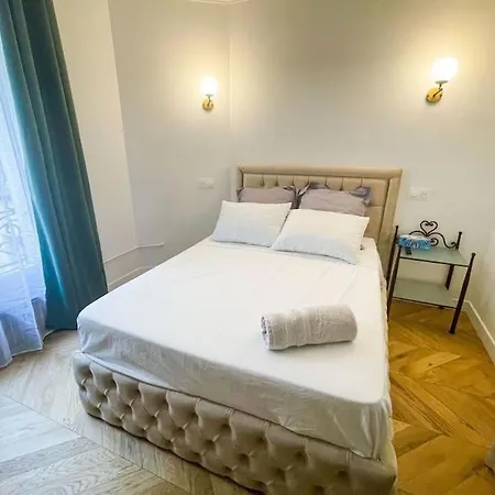 Arc De Triomphe - Triangle D'or Apartment *