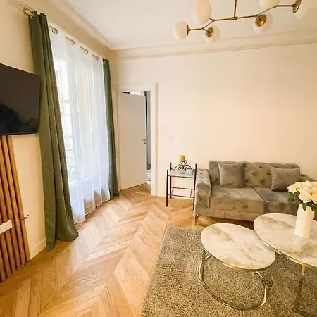 Arc De Triomphe - Triangle D'or * Παρίσι